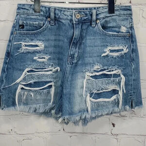 KanCan Medium Stone Wash Denim Shorts Size 7/27